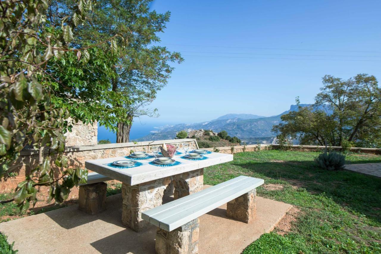 Villa Serenis Porovitsa Extérieur photo